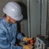 imageKlein Tools 60100 Hard Hat NonVented Cap Style Padded SelfWicking OdorResistant Sweatband Tested up to 20kV White