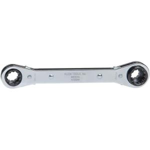 imageKlein Tools KT223X4 Linemans Ratcheting 4In1 Box Wrench Made in USA 12 916 58 and 34Inch Sockets